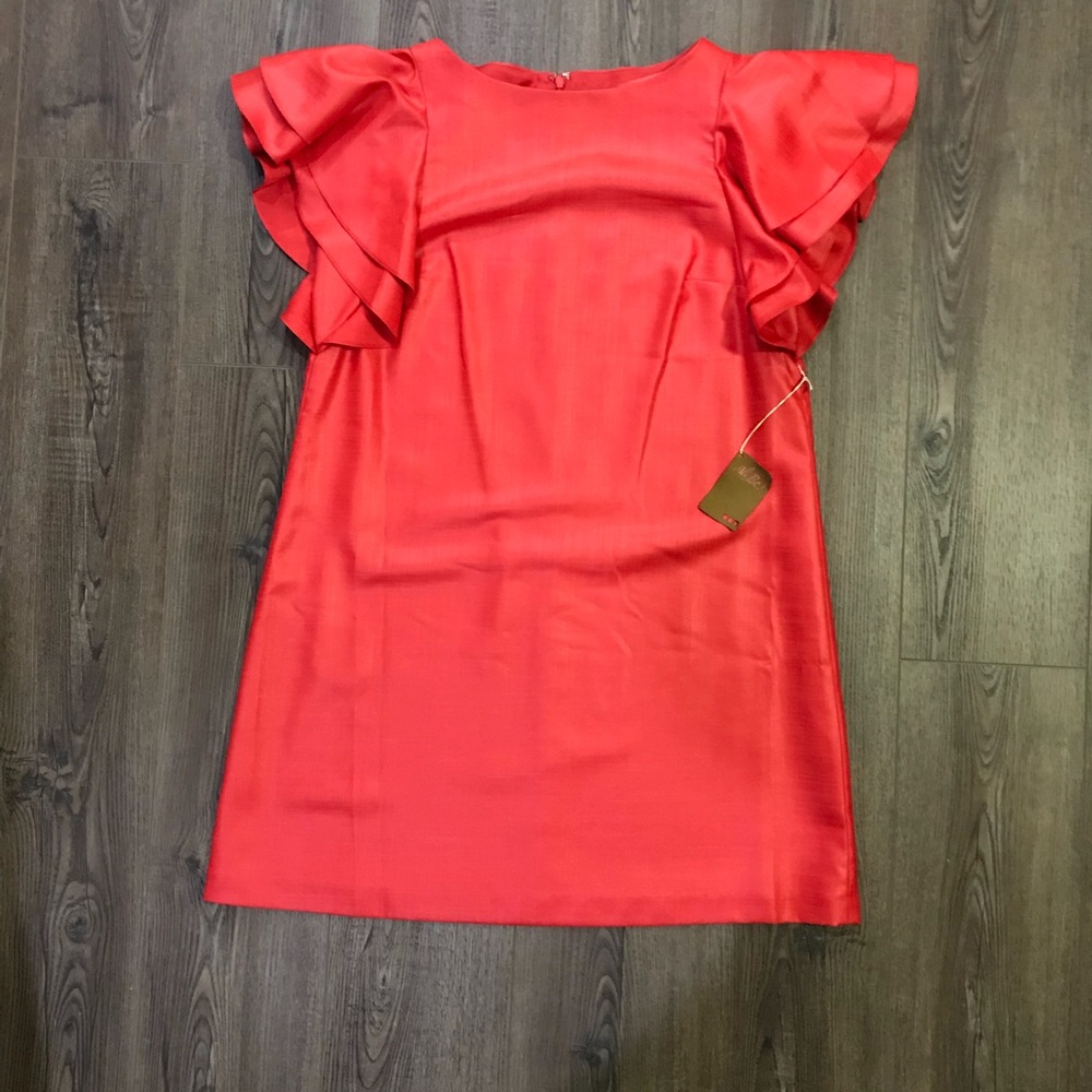 NWT Ali Ro Shift Dress with Flutter Sleeves
